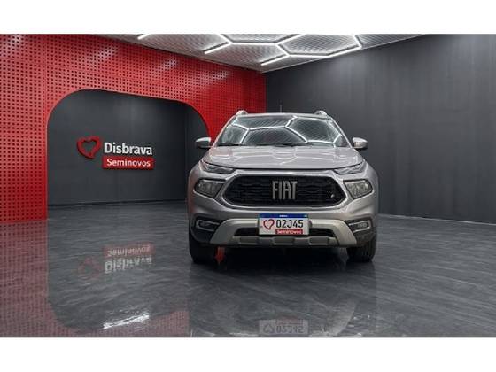 FIAT TORO 2.0 16V TURBO DIESEL RANCH 4WD AT9 FIAT TORO 2.0 16V TURBO DIESEL RANCH 4WD AT9